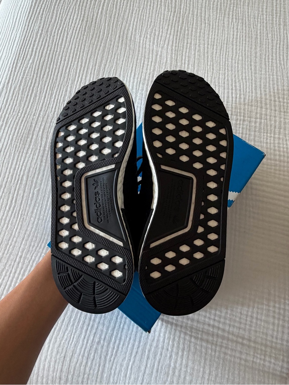 Kids Adidas NMD R1 Boost - Picture 3 of 5